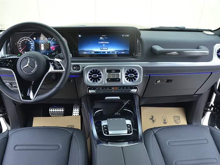 Фото 6 - Mercedes-Benz G-Class