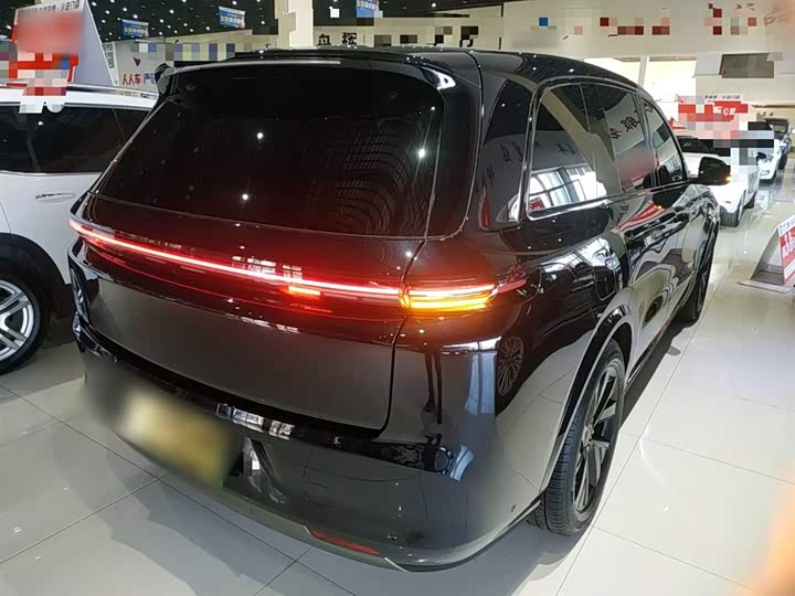 Фото 7 - LiXiang L8