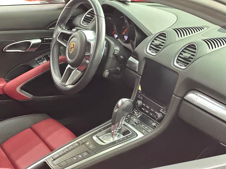 Фото 16 - Porsche 718