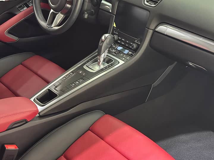 Фото 19 - Porsche 718