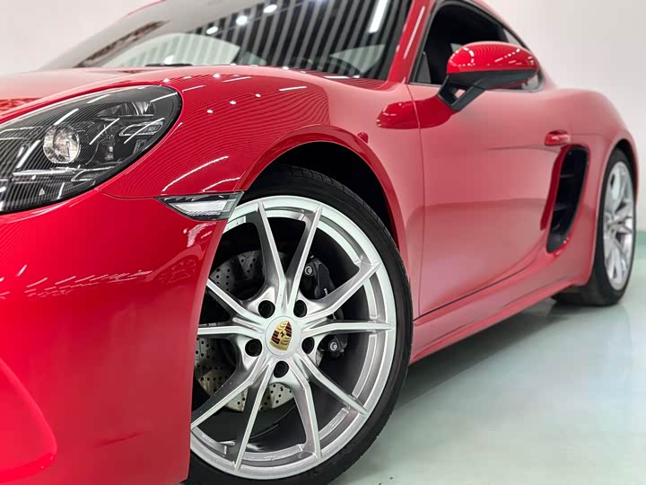 Фото 3 - Porsche 718