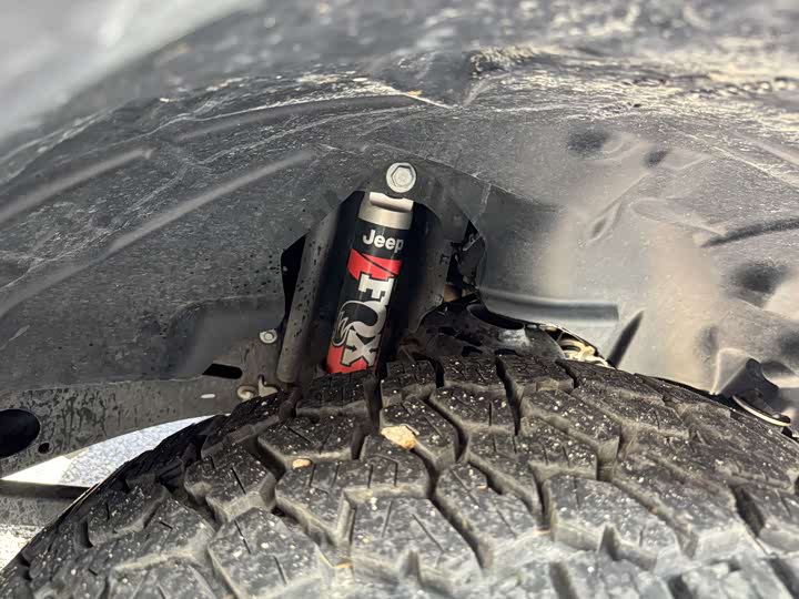 Фото 8 - Jeep Gladiator