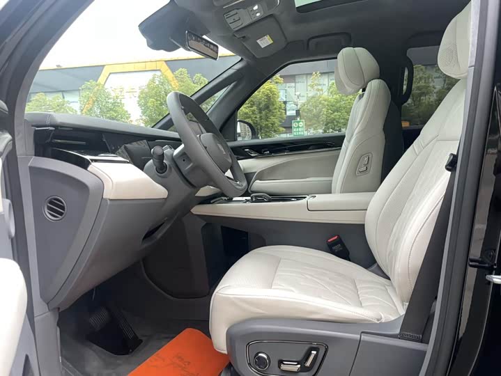 Фото 7 - Zeekr 009