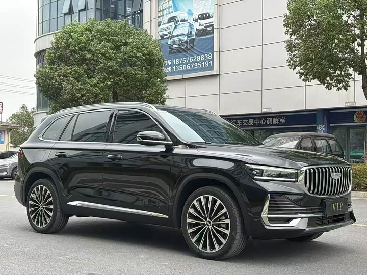 Фото 3 - Geely Monjaro