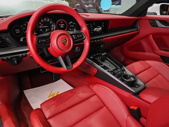 Фото 8 - Porsche 911