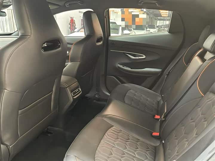 Фото 10 - Changan UNI-T