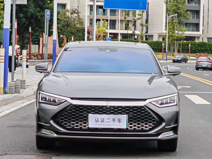 Фото 2 - BYD Han