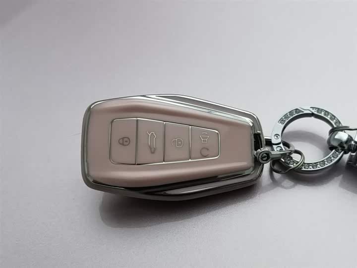 Фото 19 - Geely Icon