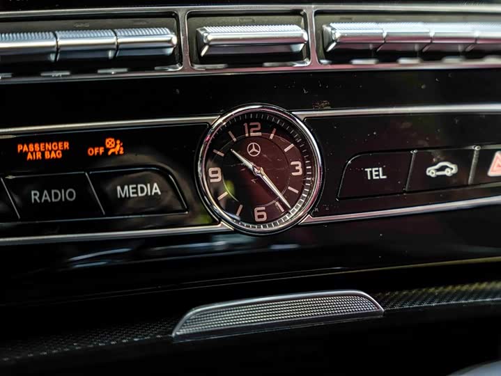 Фото 25 - Mercedes-Benz G-Class