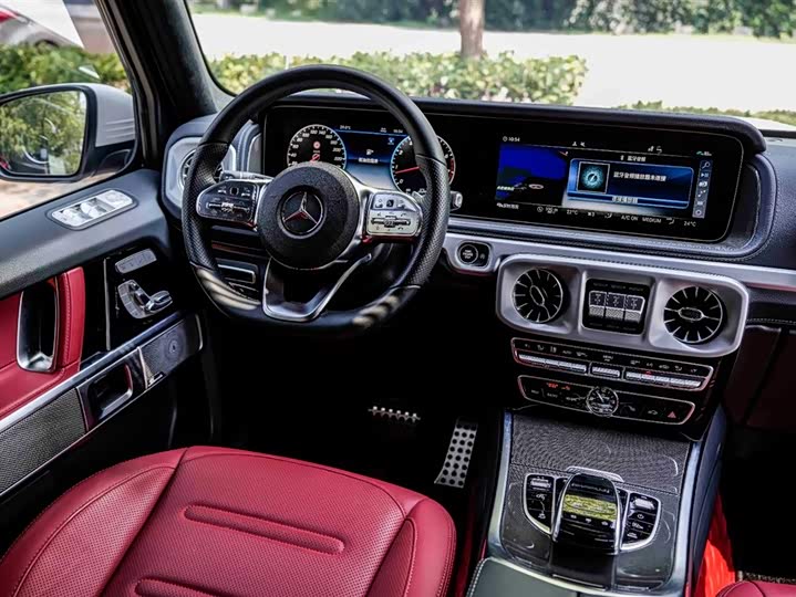 Фото 32 - Mercedes-Benz G-Class