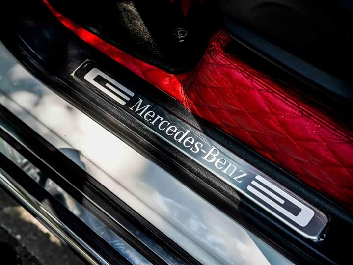 Фото 35 - Mercedes-Benz G-Class