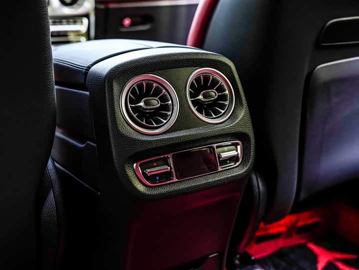 Фото 37 - Mercedes-Benz G-Class