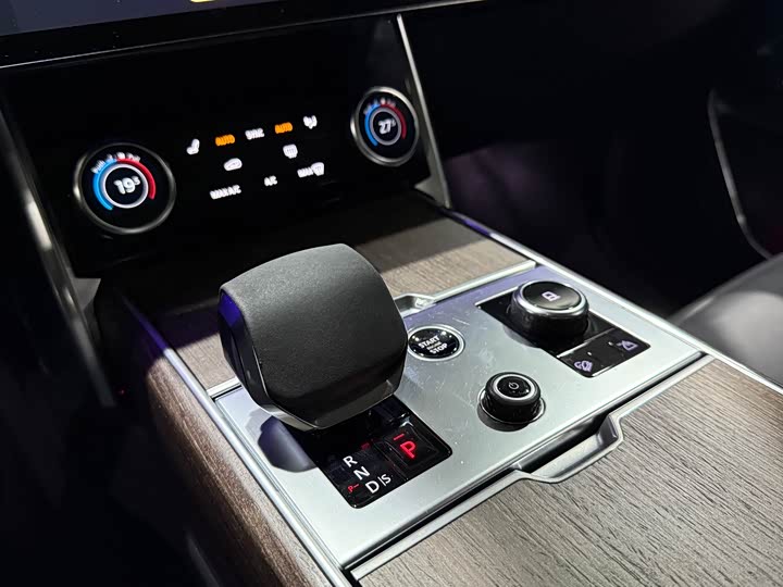 Фото 12 - Land Rover Range Rover