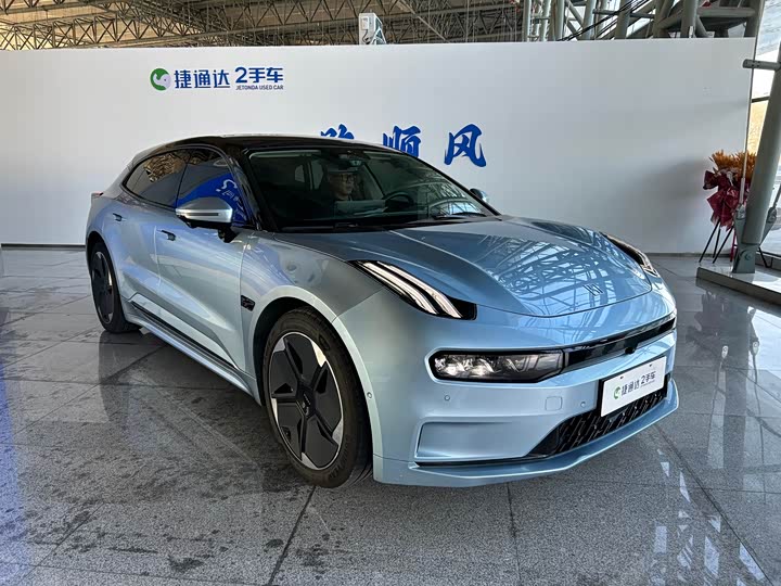 Фото 7 - Zeekr 001