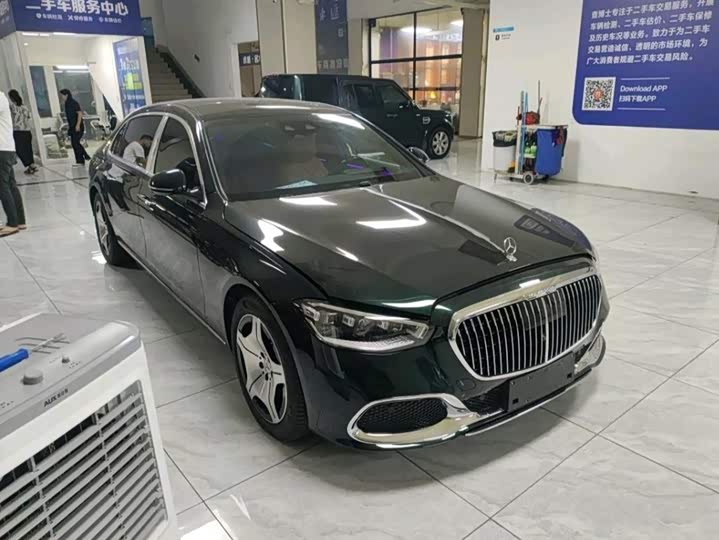 Фото 3 - Mercedes-Benz Maybach S-Class