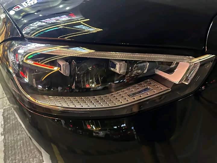 Фото 9 - Mercedes-Benz Maybach S-Class