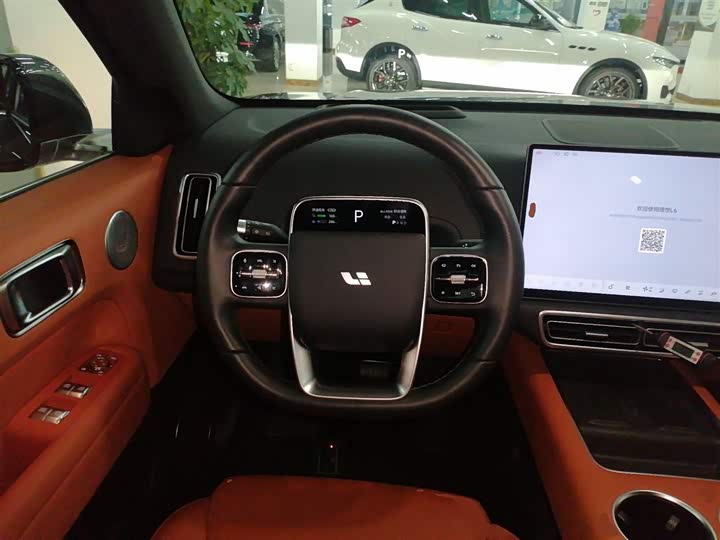 Фото 11 - LiXiang L6