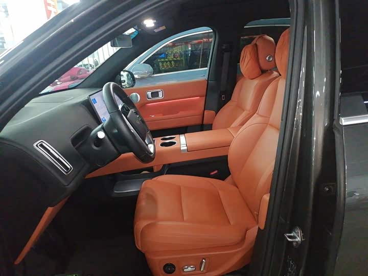 Фото 15 - LiXiang L6