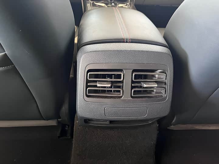 Фото 12 - BYD Qin Plus