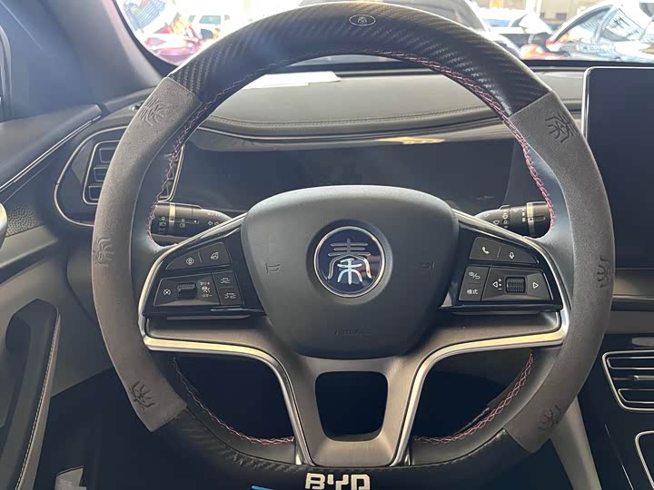 Фото 9 - BYD Qin Plus