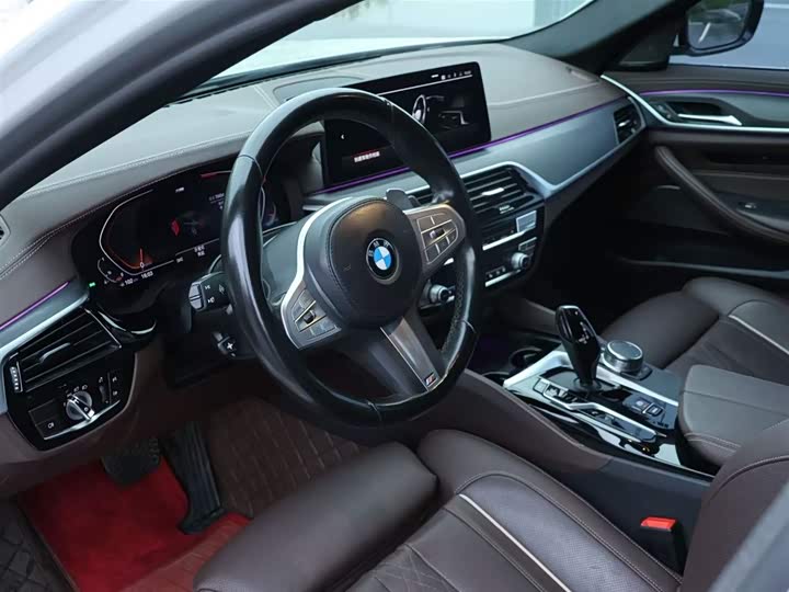 Фото 2 - BMW 5 Series