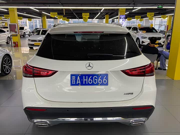 Фото 6 - Mercedes-Benz GLA-Class