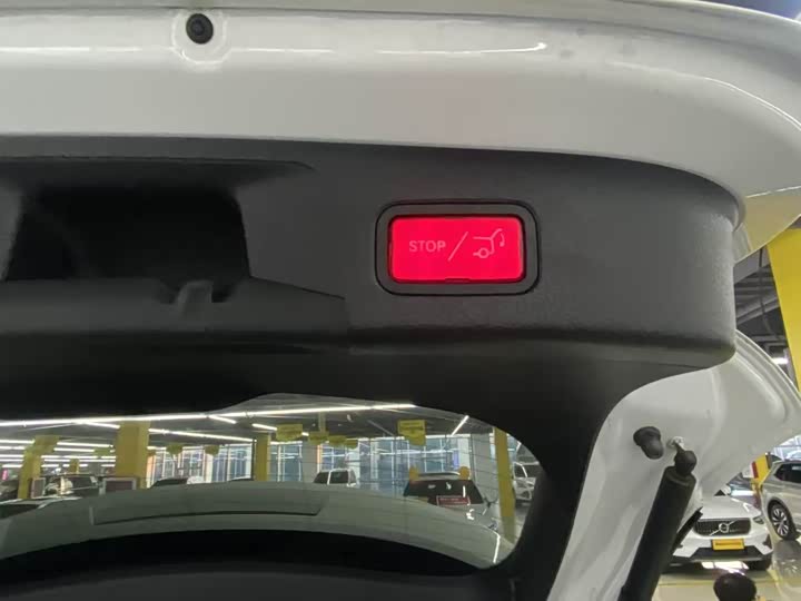 Фото 8 - Mercedes-Benz GLA-Class