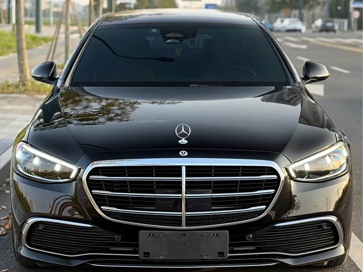 Фото 3 - Mercedes-Benz S-Class