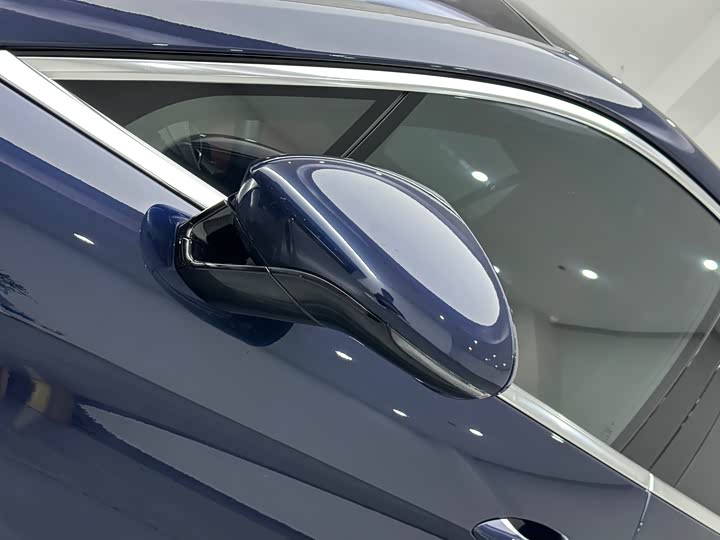 Фото 22 - Porsche Panamera