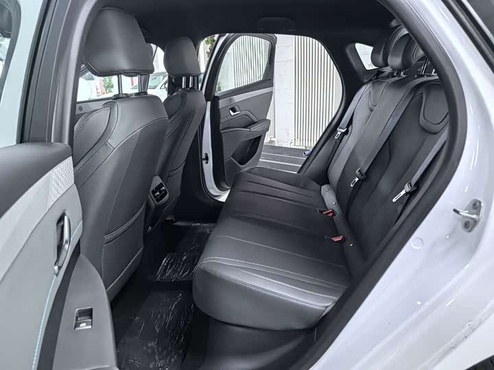 Фото 9 - BYD Qin Plus