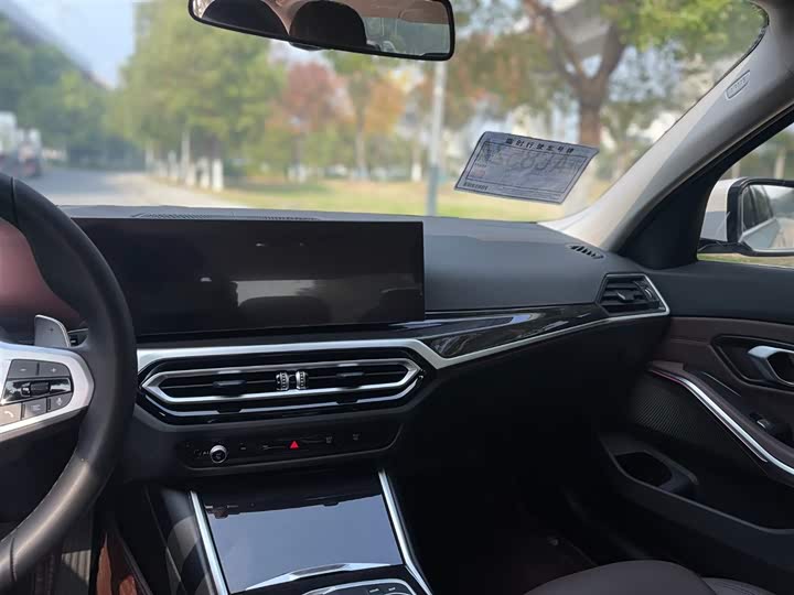 Фото 20 - BMW 3 Series