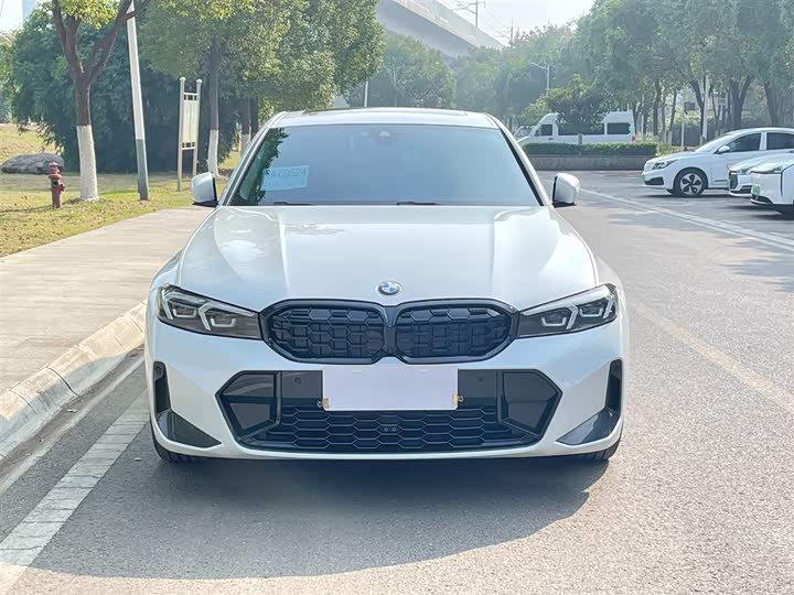 Фото 3 - BMW 3 Series