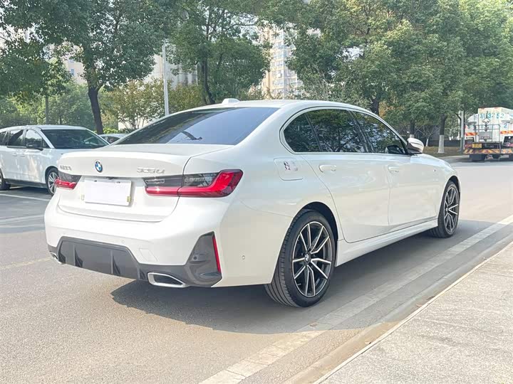 Фото 7 - BMW 3 Series