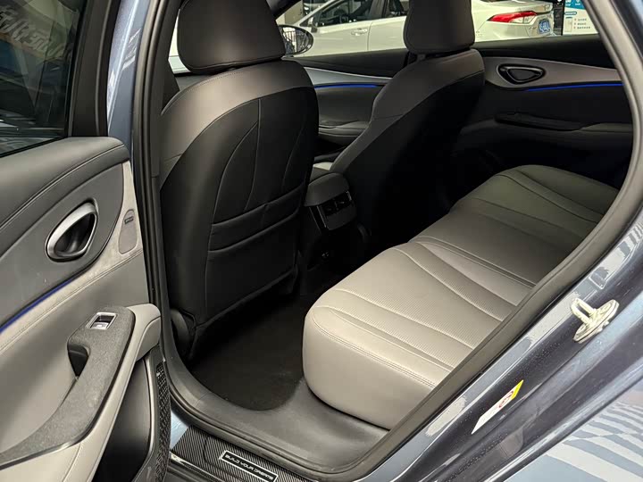 Фото 8 - BYD Seal 07 DM-i Hybrid