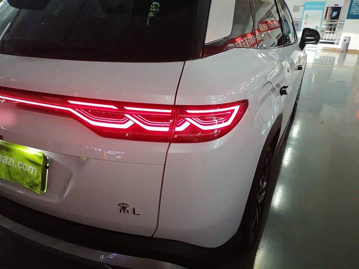 Фото 8 - BYD Song L DM-i Hybrid