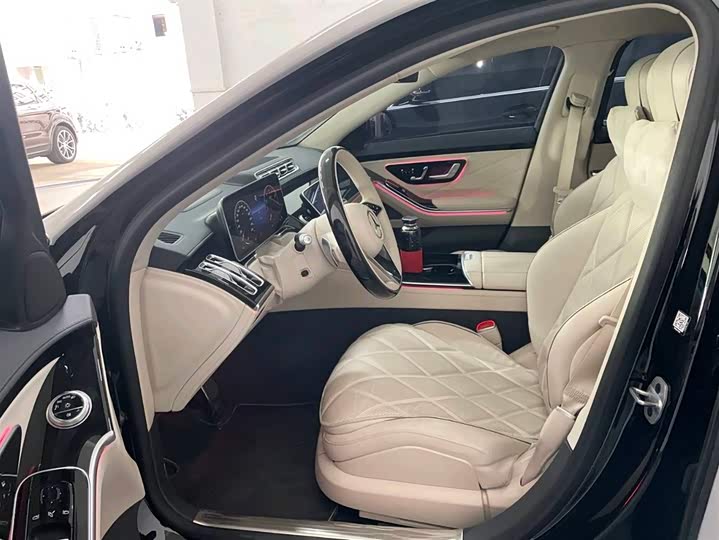 Фото 6 - Mercedes-Benz Maybach S-Class