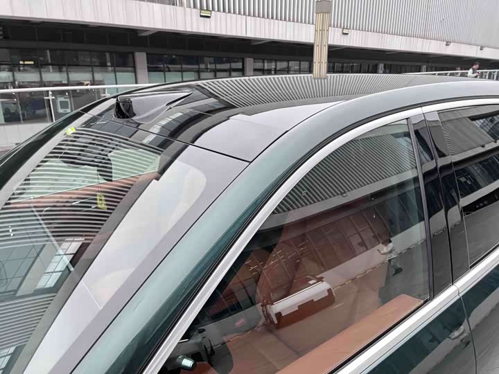 Фото 16 - LiXiang L6