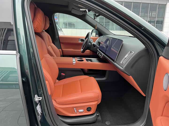 Фото 19 - LiXiang L6