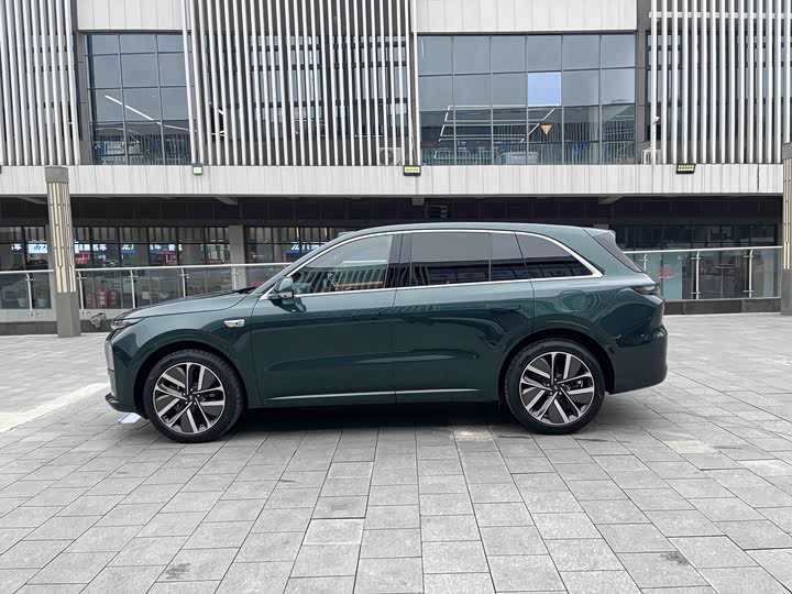 Фото 6 - LiXiang L6