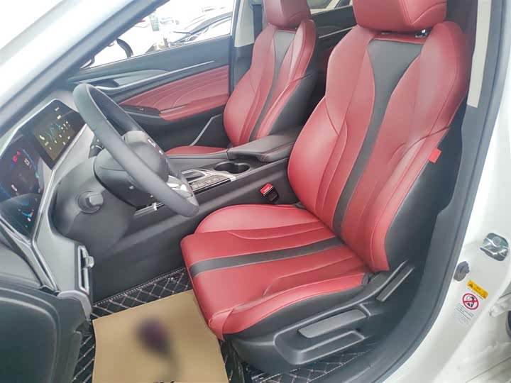 Фото 15 - Changan Eado Plus