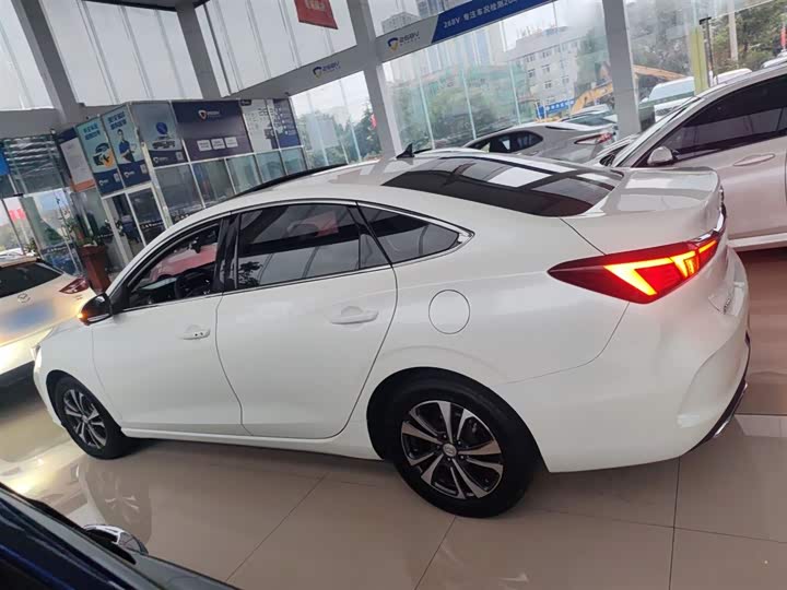 Фото 5 - Changan Eado Plus