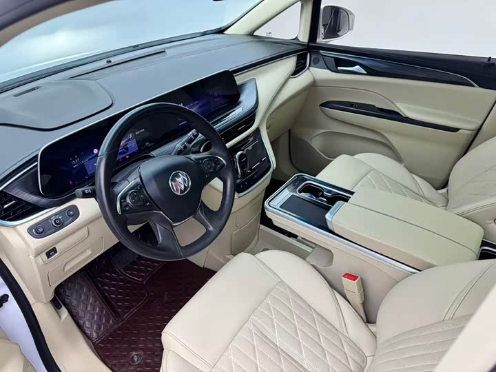Фото 8 - Buick GL8 ES