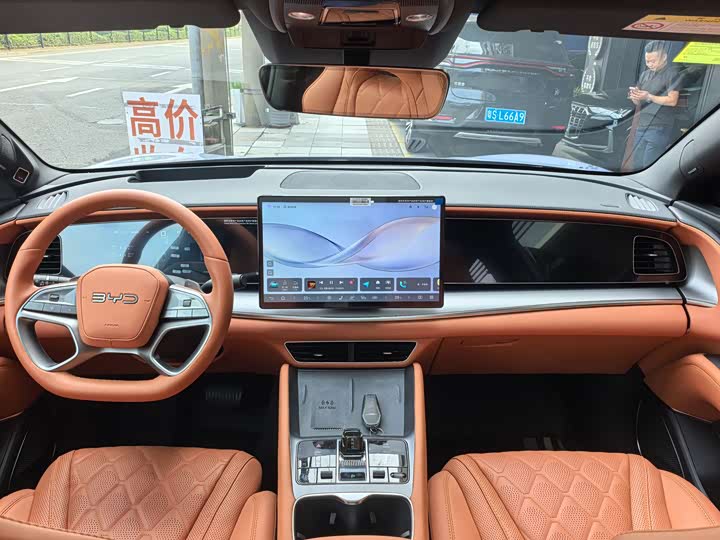 Фото 10 - BYD Sea Lion 07 EV