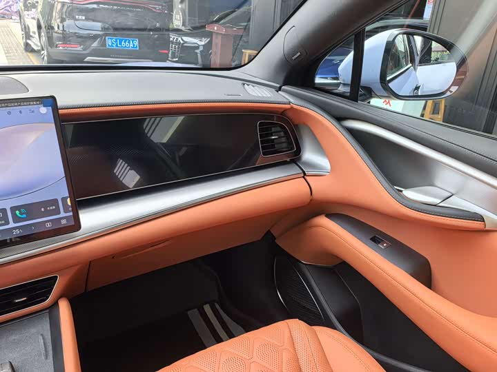 Фото 17 - BYD Sea Lion 07 EV