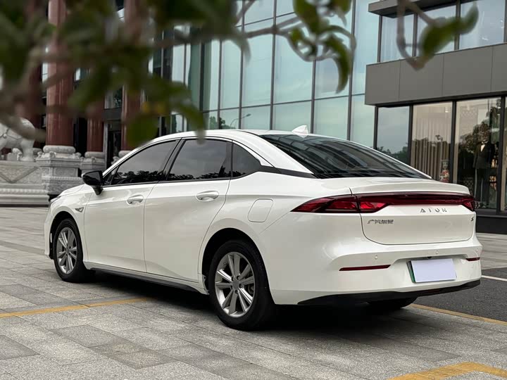 Фото 10 - GAC Aion S