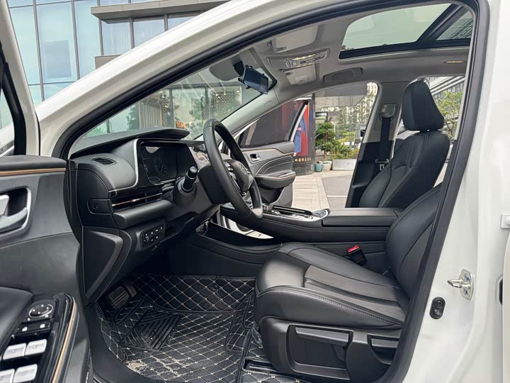 Фото 4 - GAC Aion S