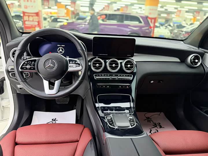 Фото 8 - Mercedes-Benz GLC-Class