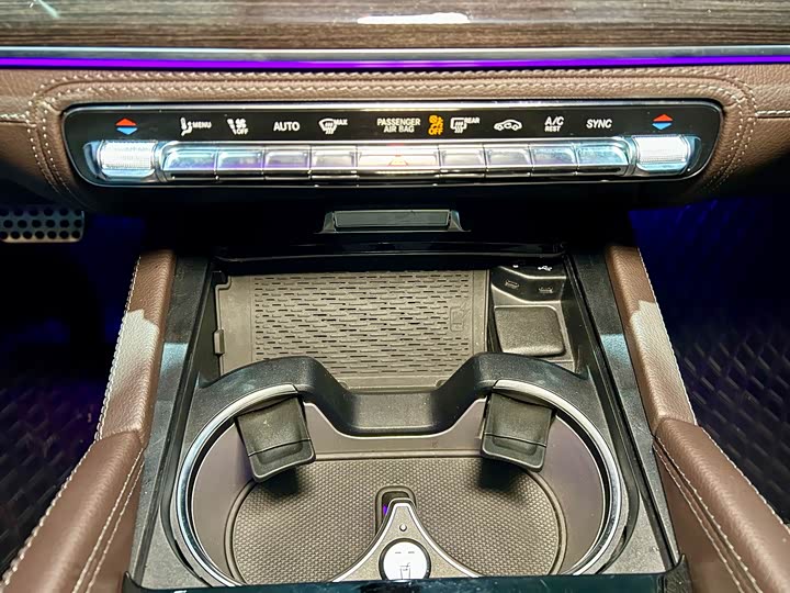 Фото 18 - Mercedes-Benz GLS-Class