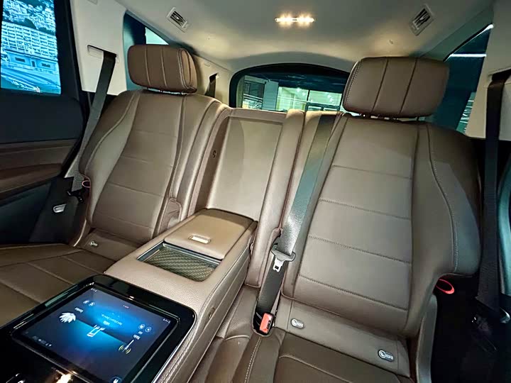 Фото 28 - Mercedes-Benz GLS-Class