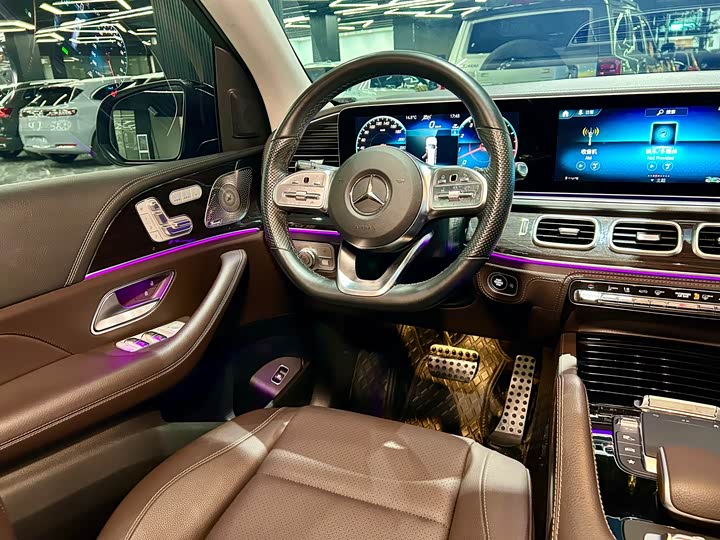 Фото 30 - Mercedes-Benz GLS-Class